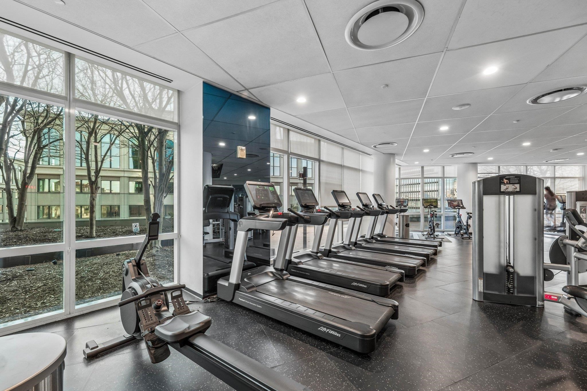 77 HUDSON ST Unit: PH 4805