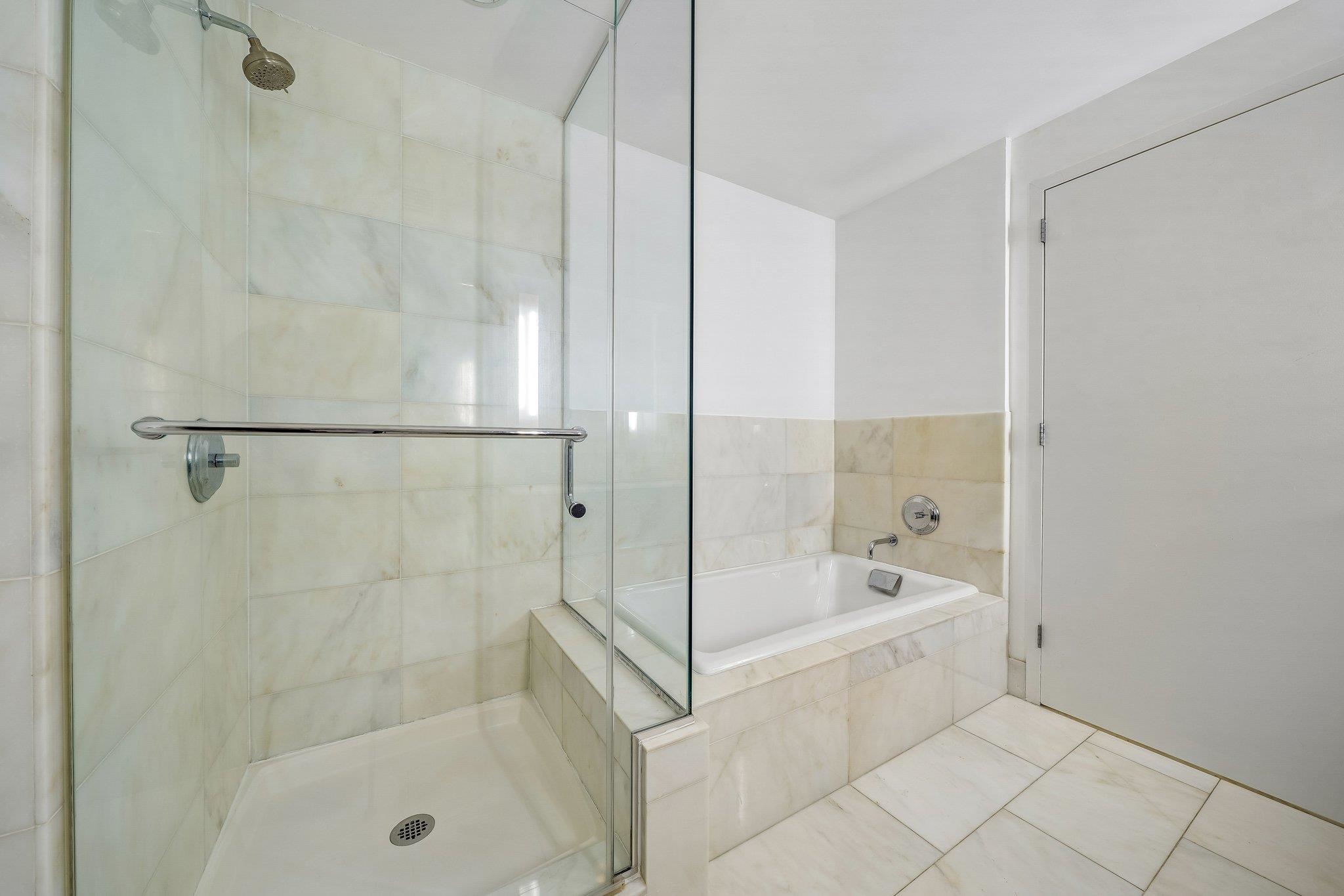 2 2ND ST Unit: 1605