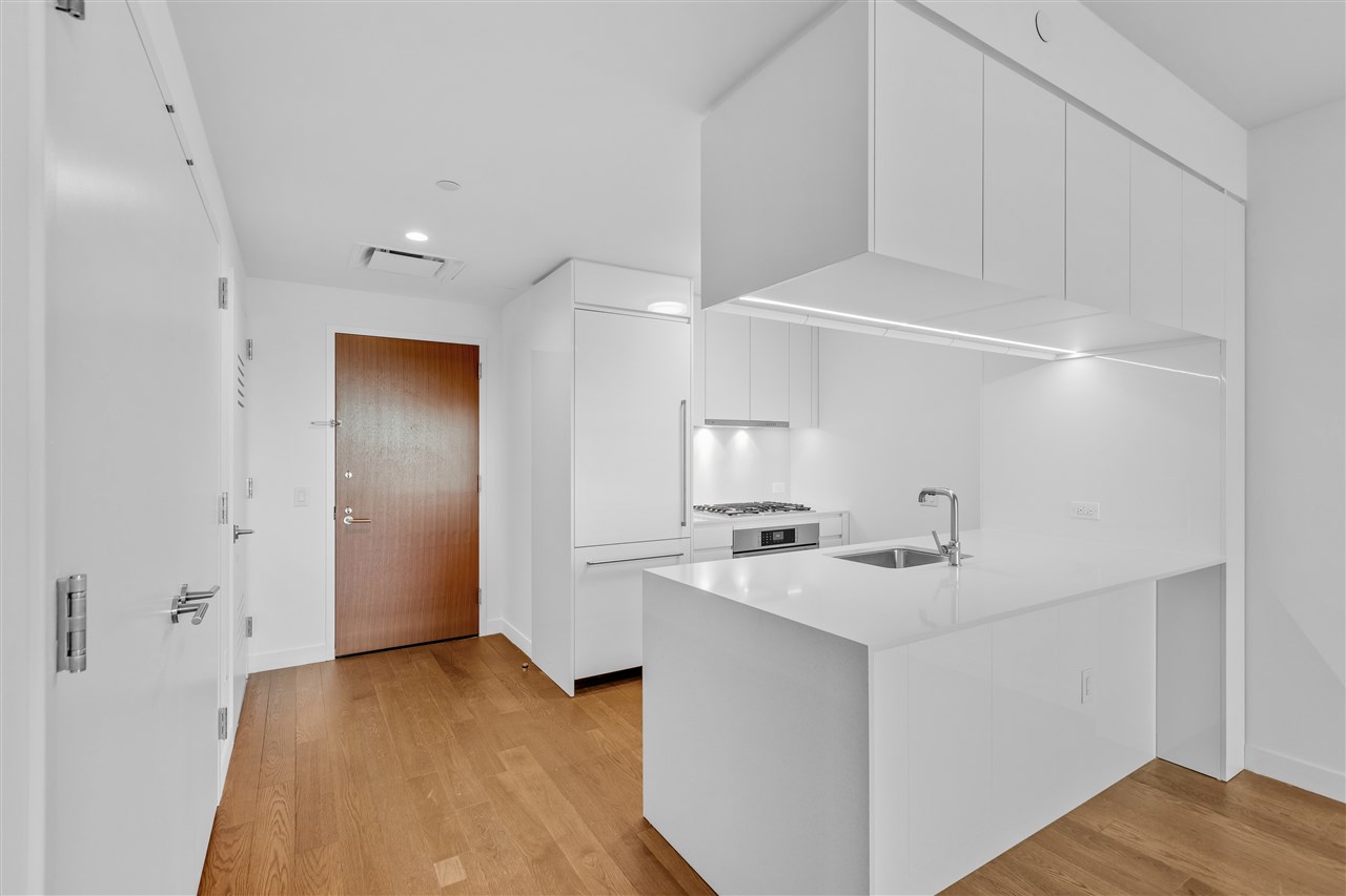 99 HUDSON ST Unit: 4502