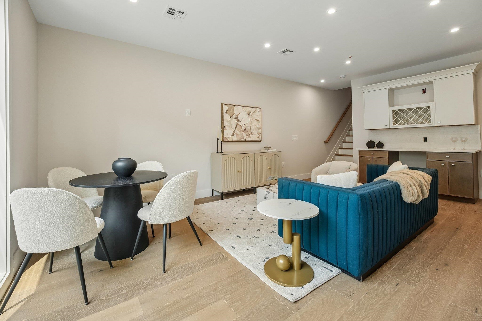 89 BRIGHT ST Unit: 3