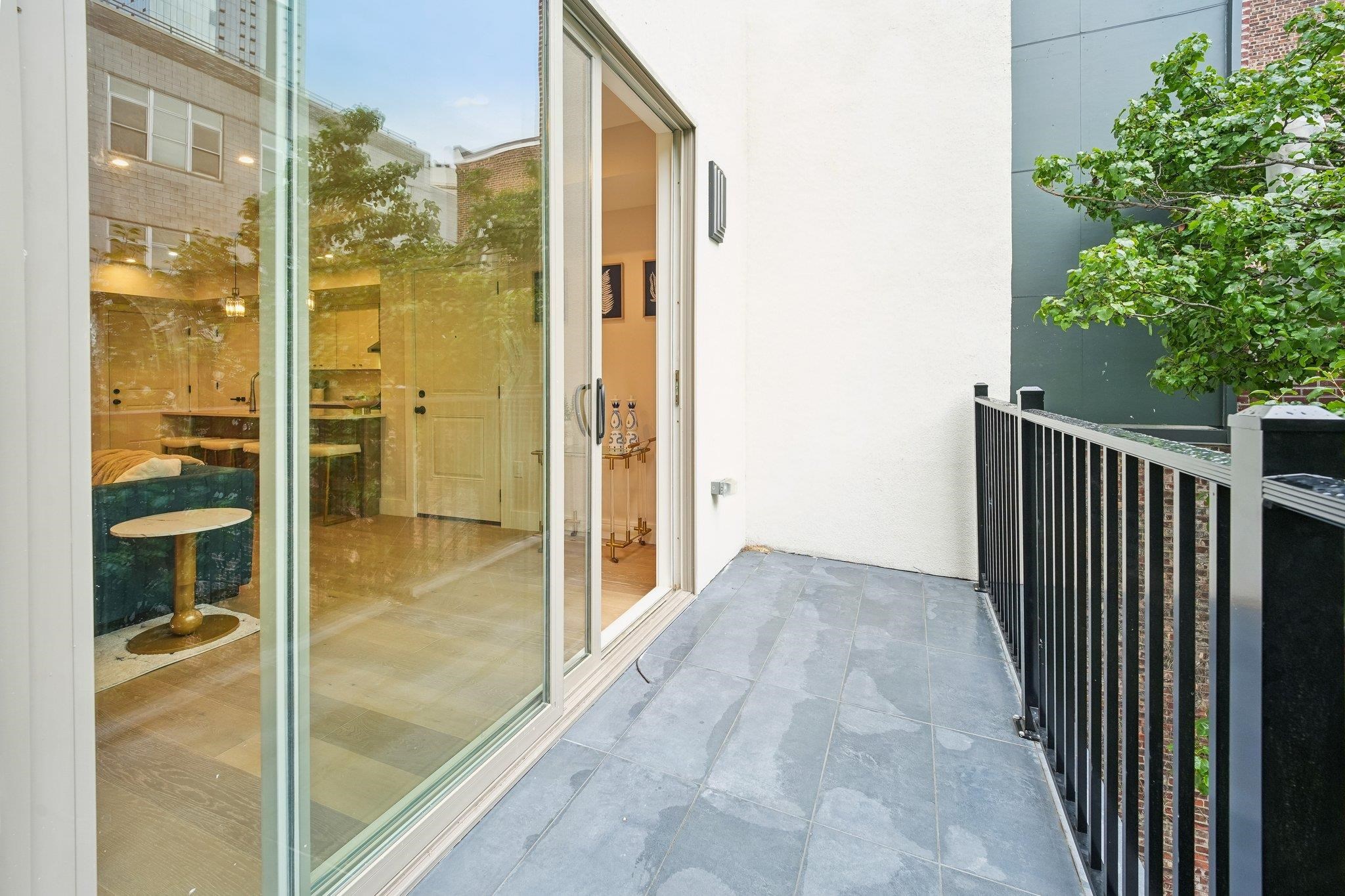 89 BRIGHT ST Unit: 3