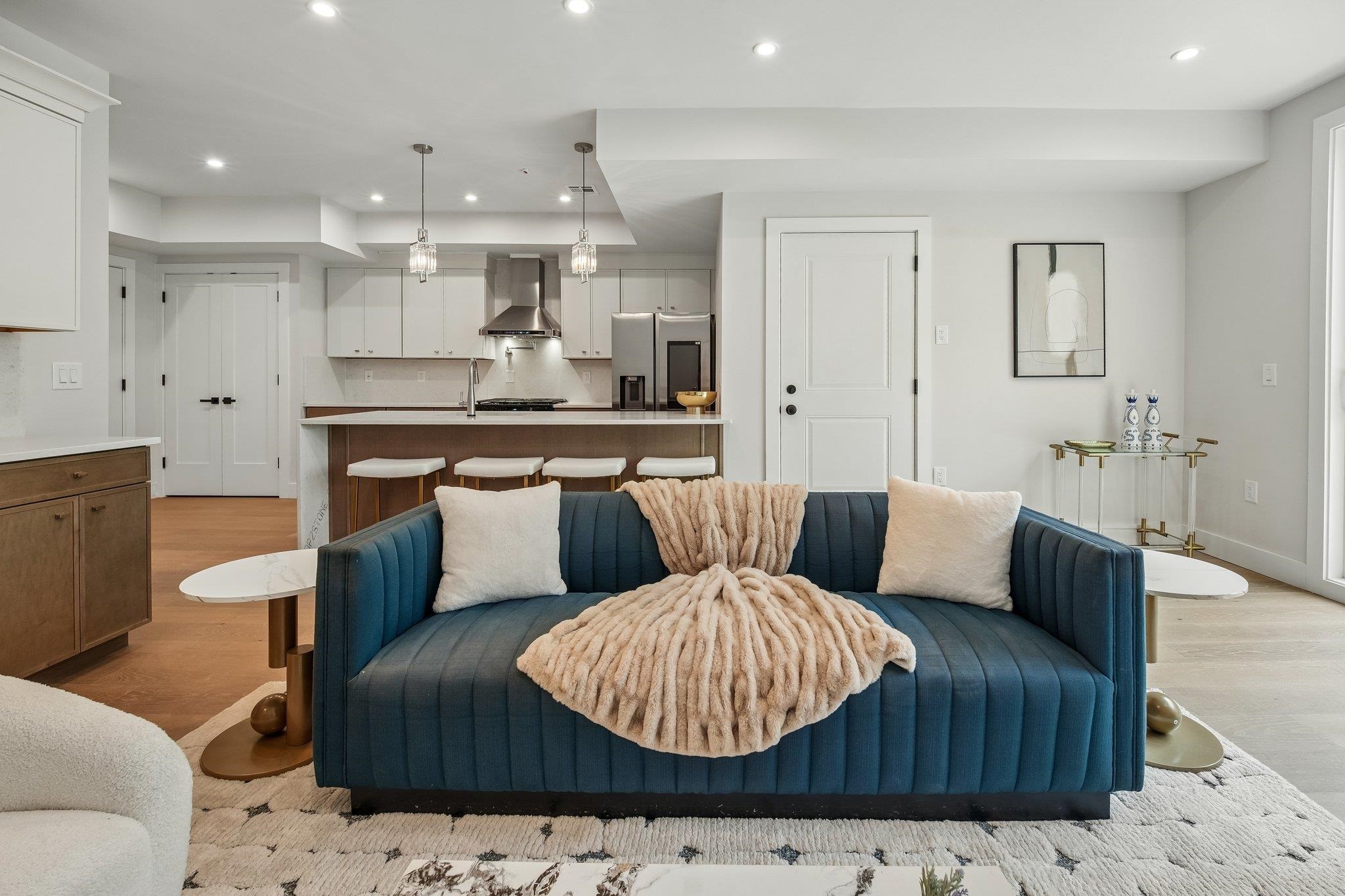 89 BRIGHT ST Unit: 3