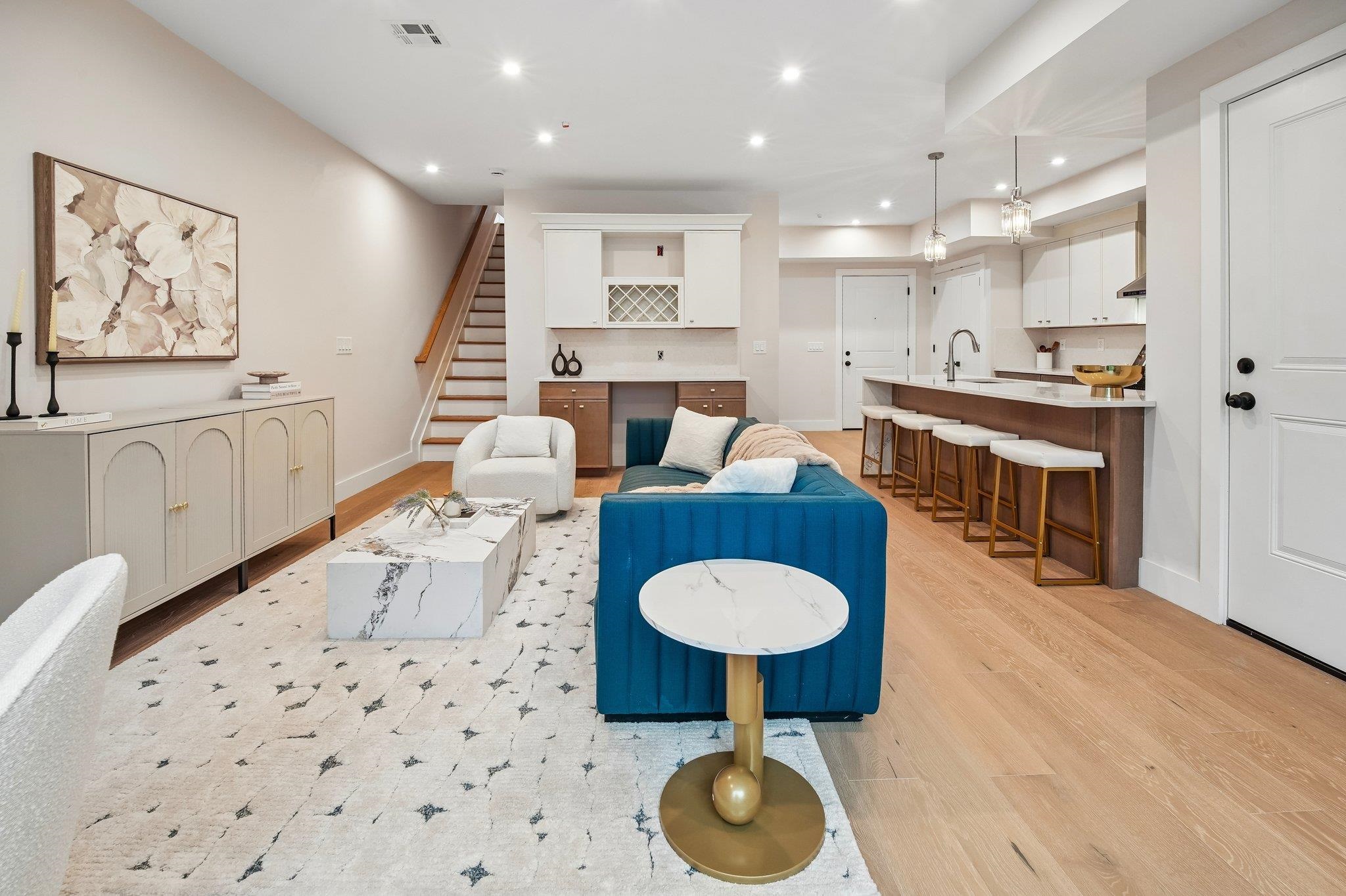 89 BRIGHT ST Unit: 3