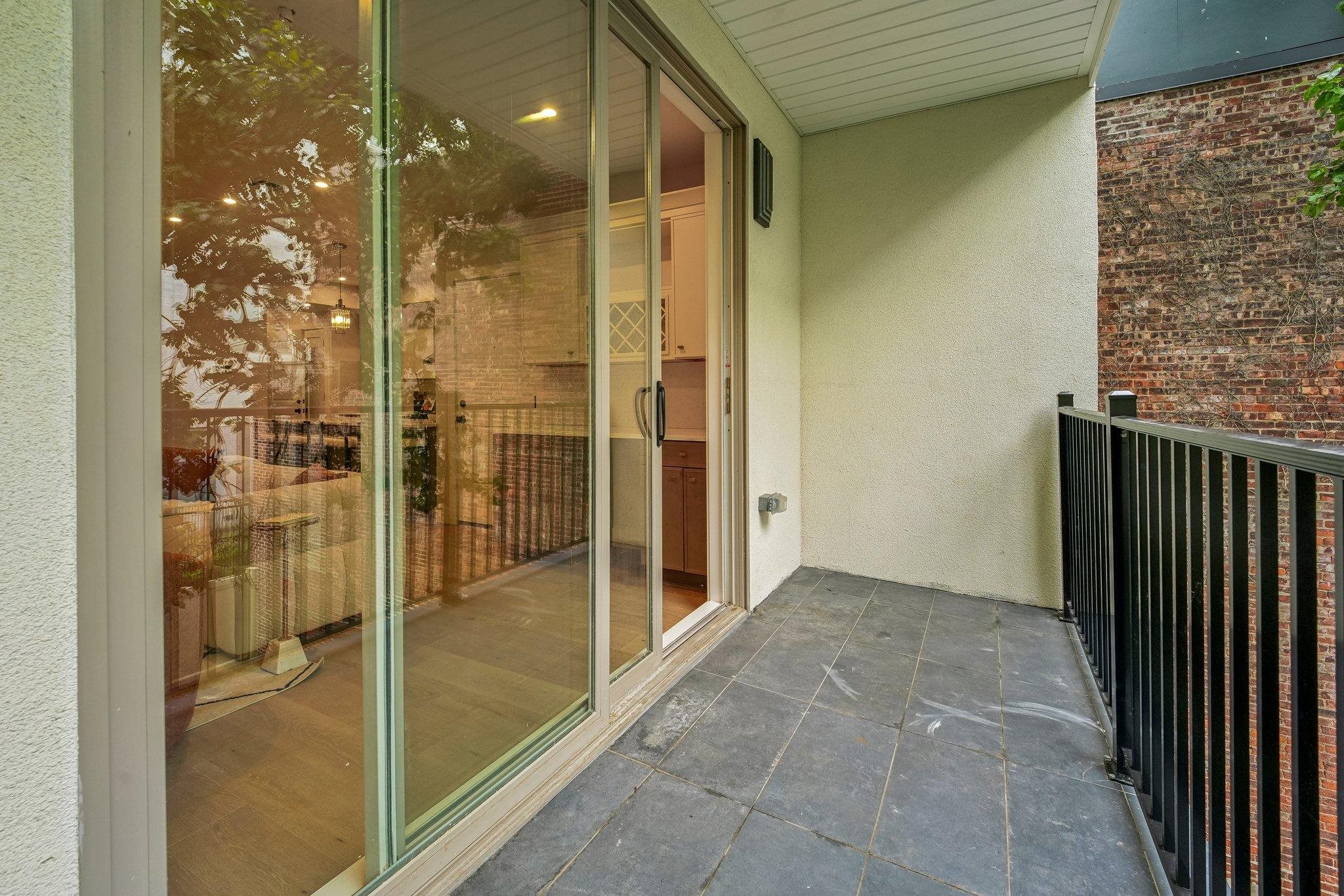 89 BRIGHT ST Unit: 2
