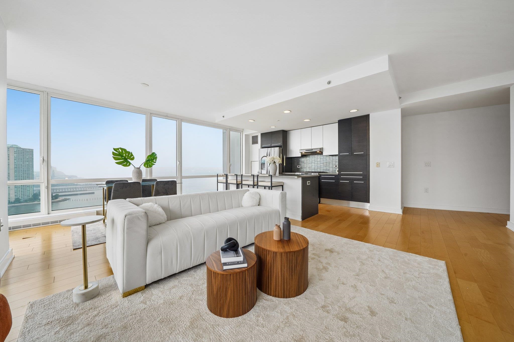 2 2ND ST Unit: 2101