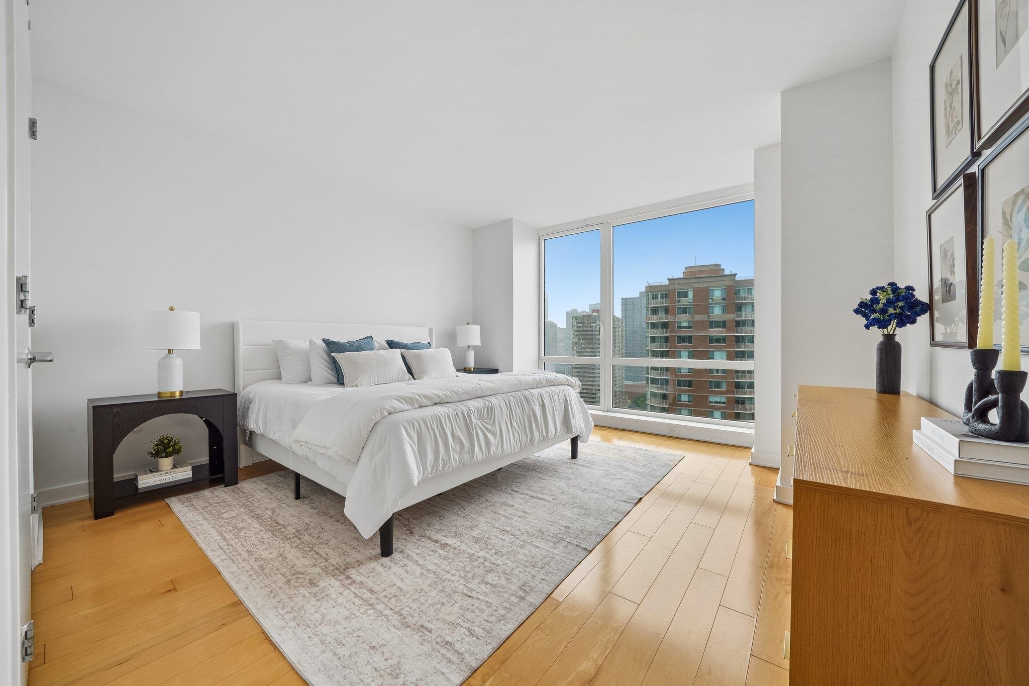 2 2ND ST Unit: 2101