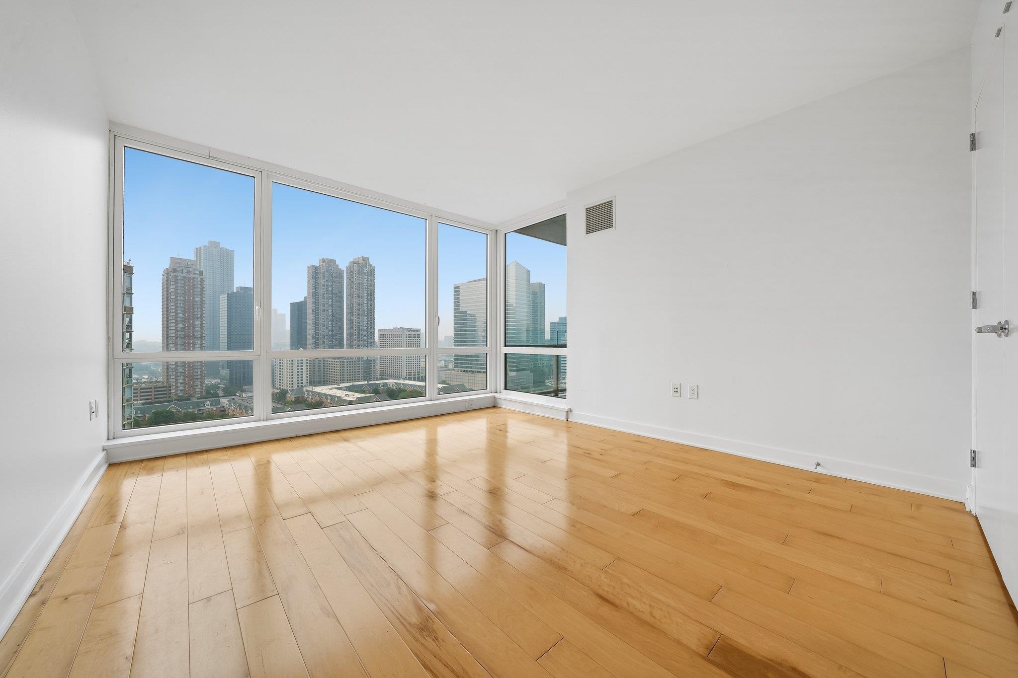 2 2ND ST Unit: 2101