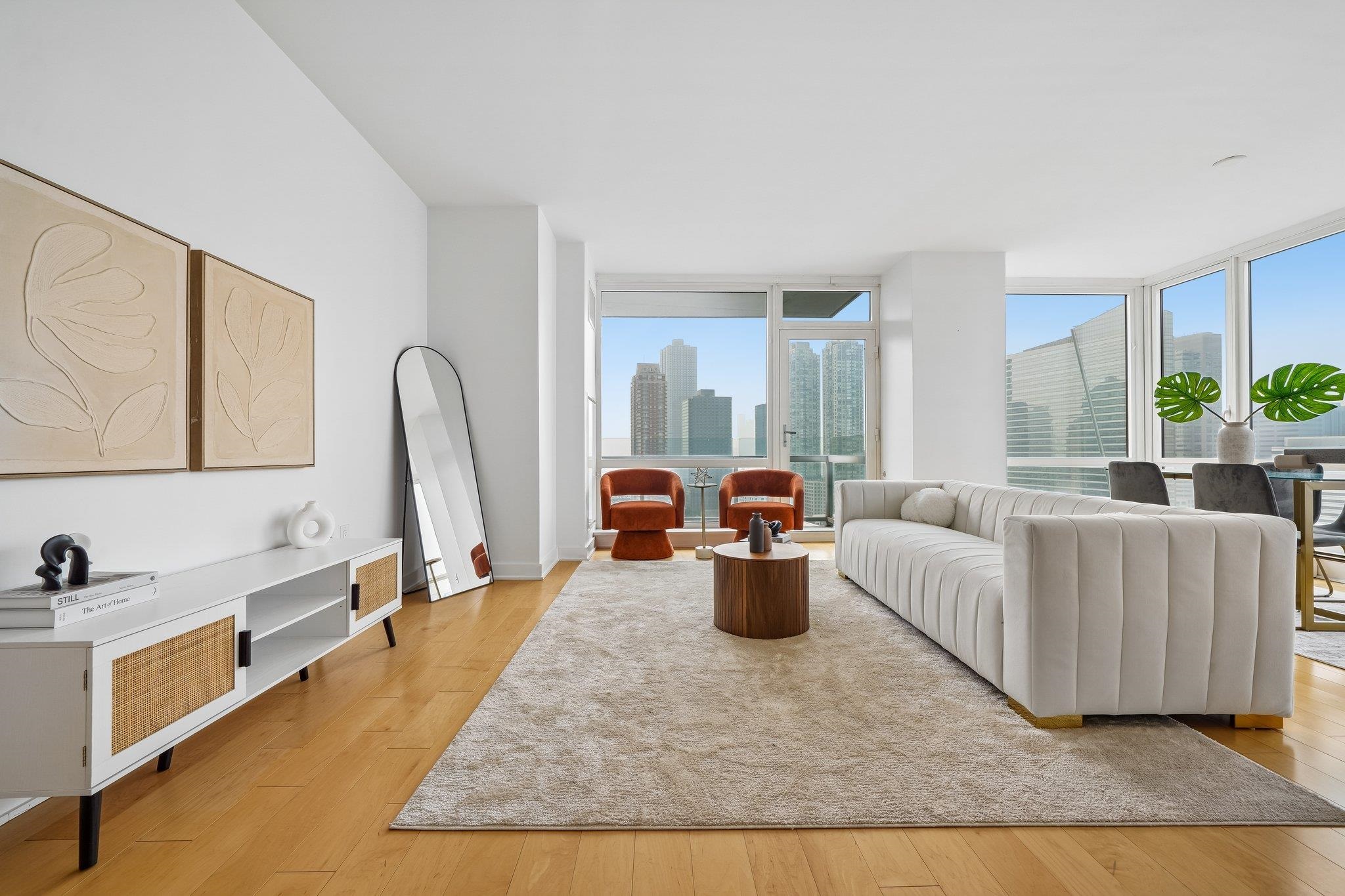2 2ND ST Unit: 2101