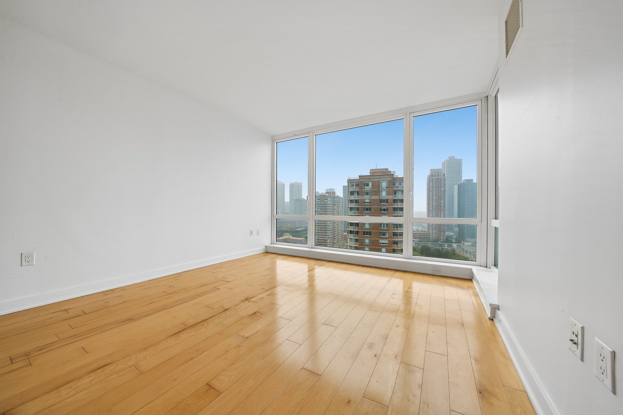 2 2ND ST Unit: 2101