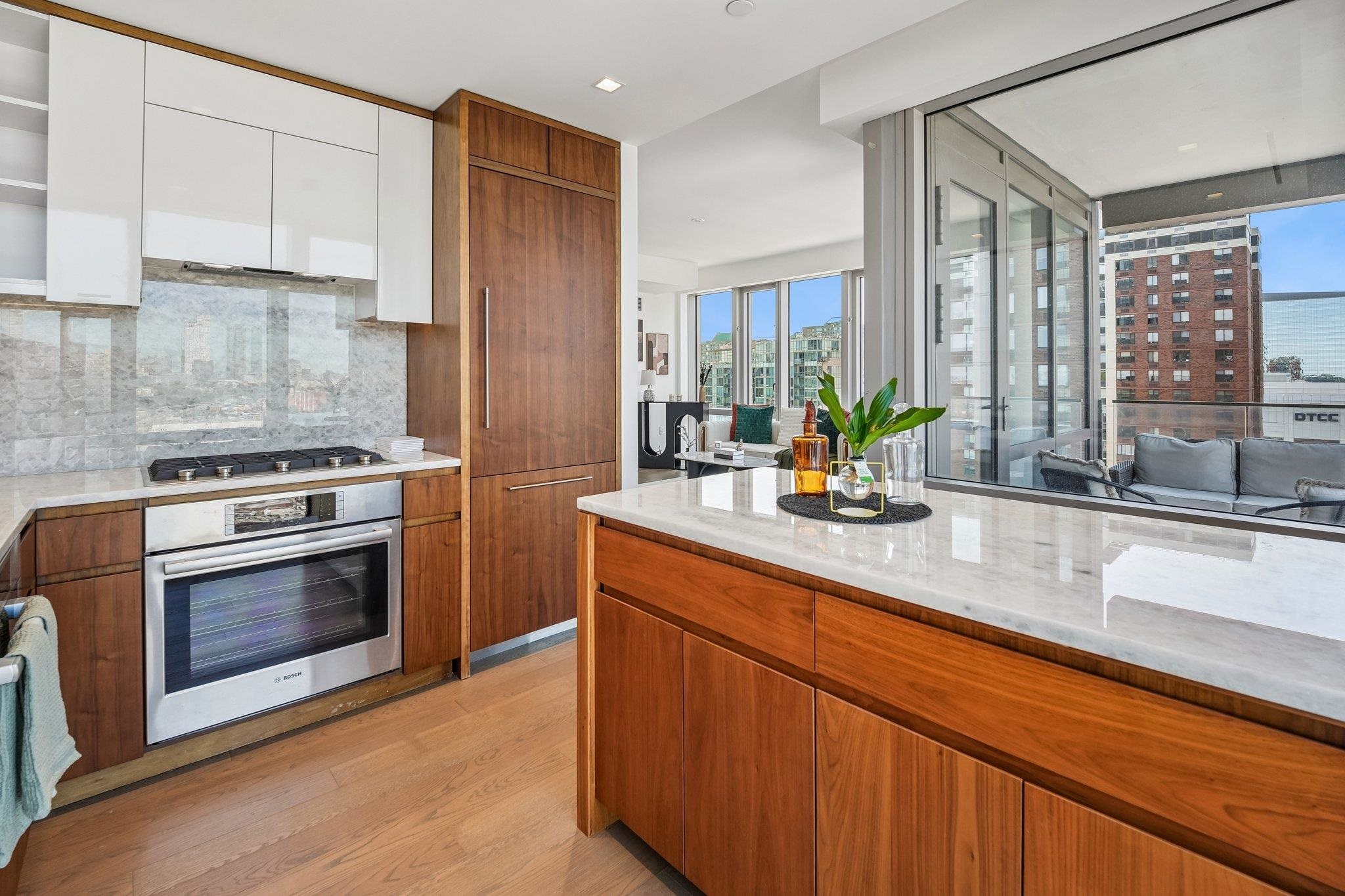 75 PARK LANE SOUTH Unit: 2107