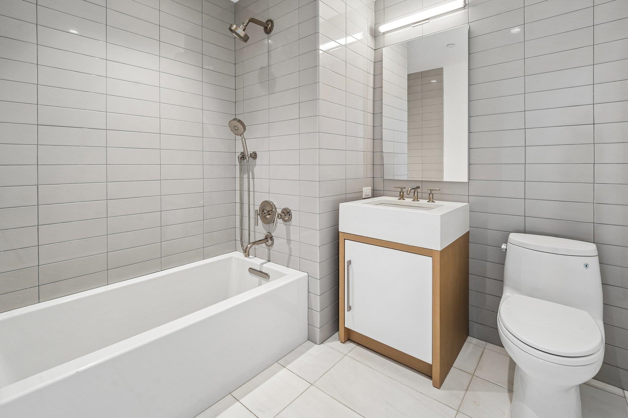 75 PARK LANE SOUTH Unit: 2107