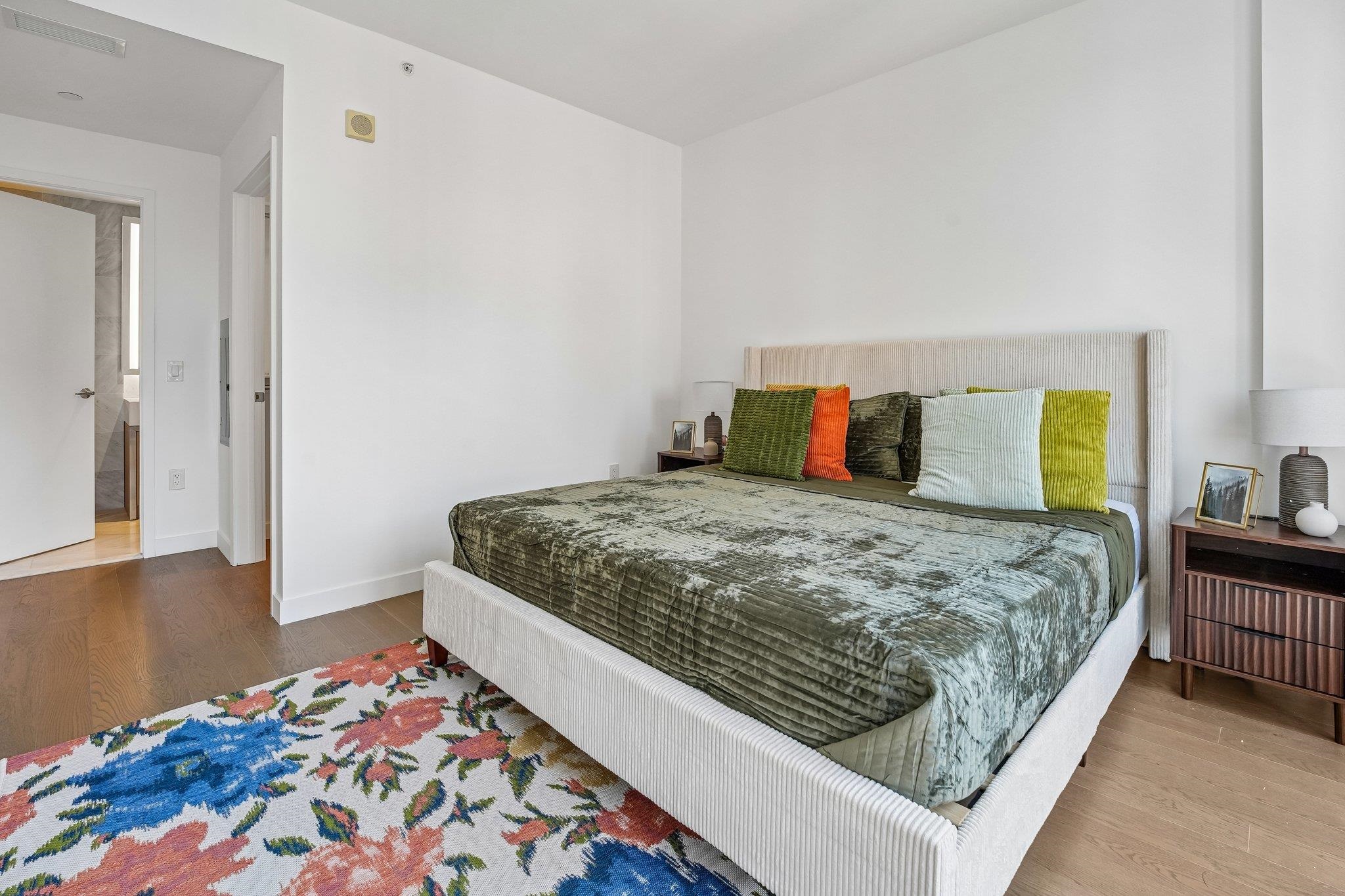 75 PARK LANE SOUTH Unit: 2107