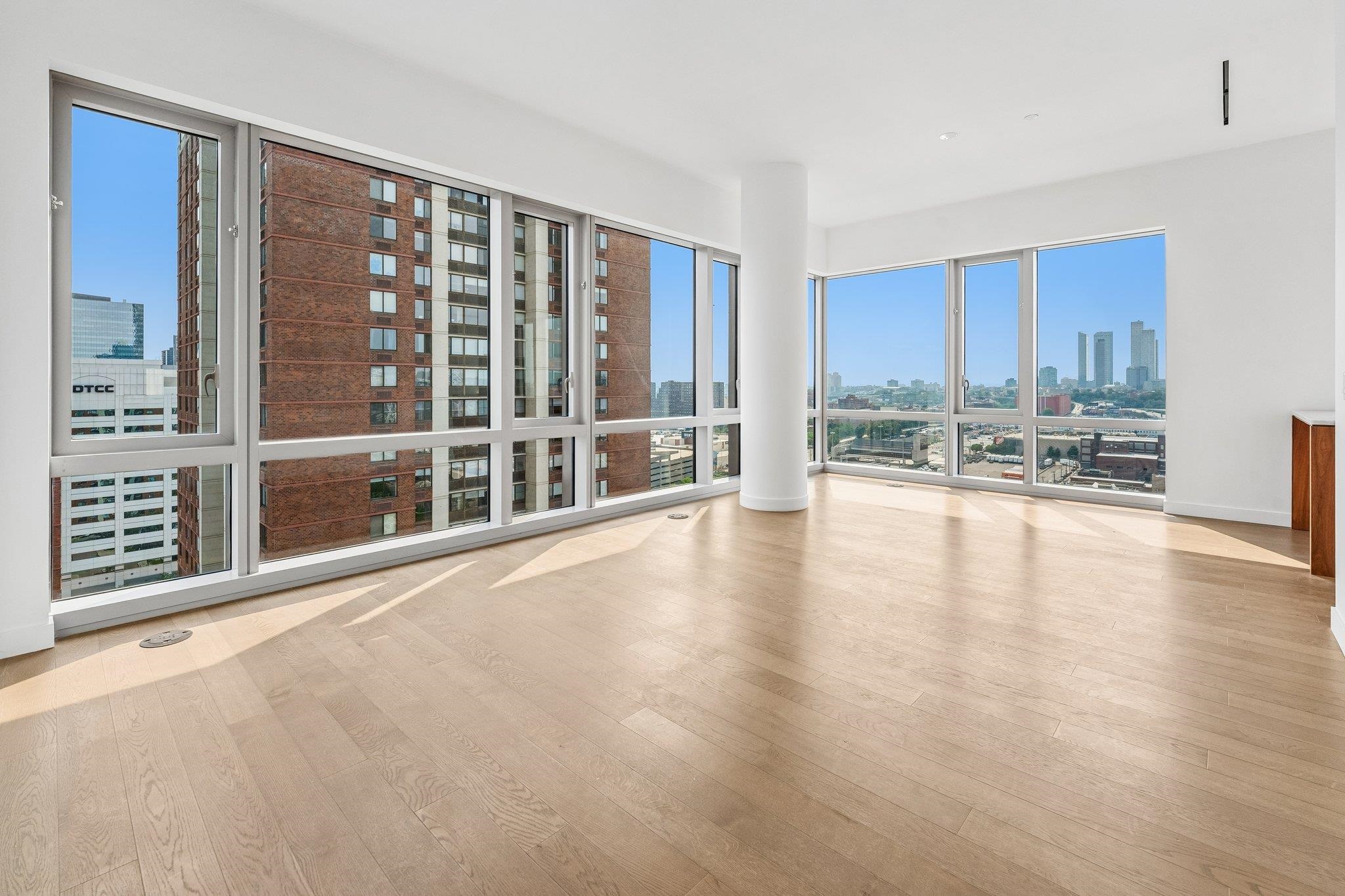 75 PARK LANE SOUTH Unit: 1912