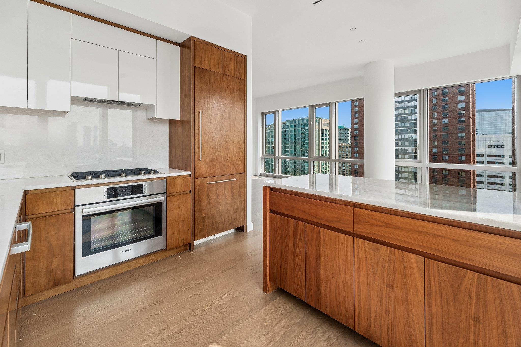 75 PARK LANE SOUTH Unit: 1912