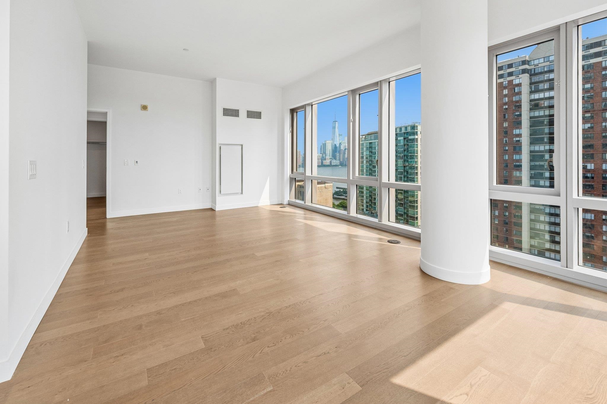 75 PARK LANE SOUTH Unit: 1912
