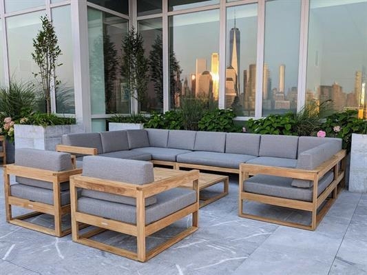 2 2ND ST Unit: 3503
