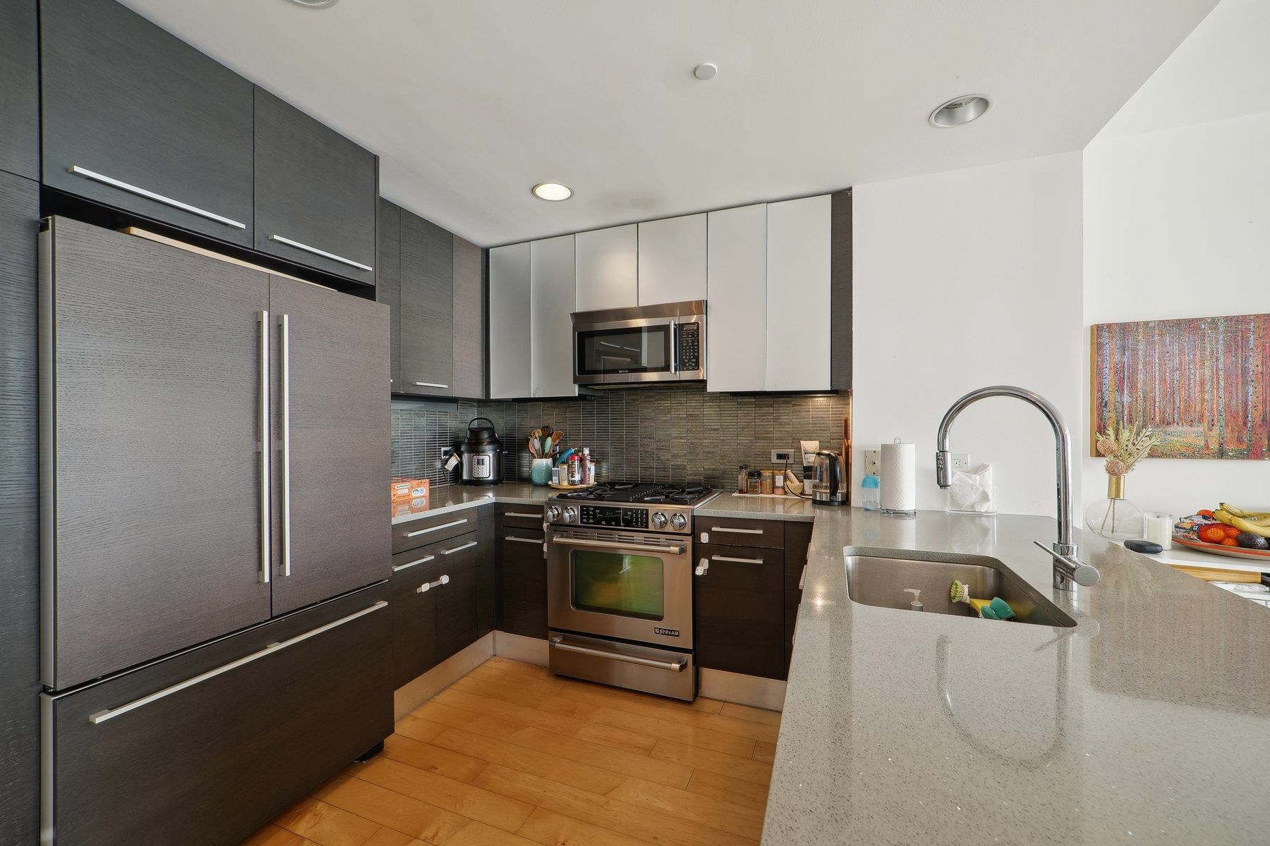 2 2ND ST Unit: 3503