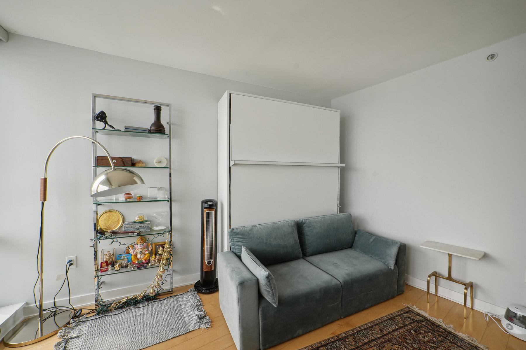 2 2ND ST Unit: 3503