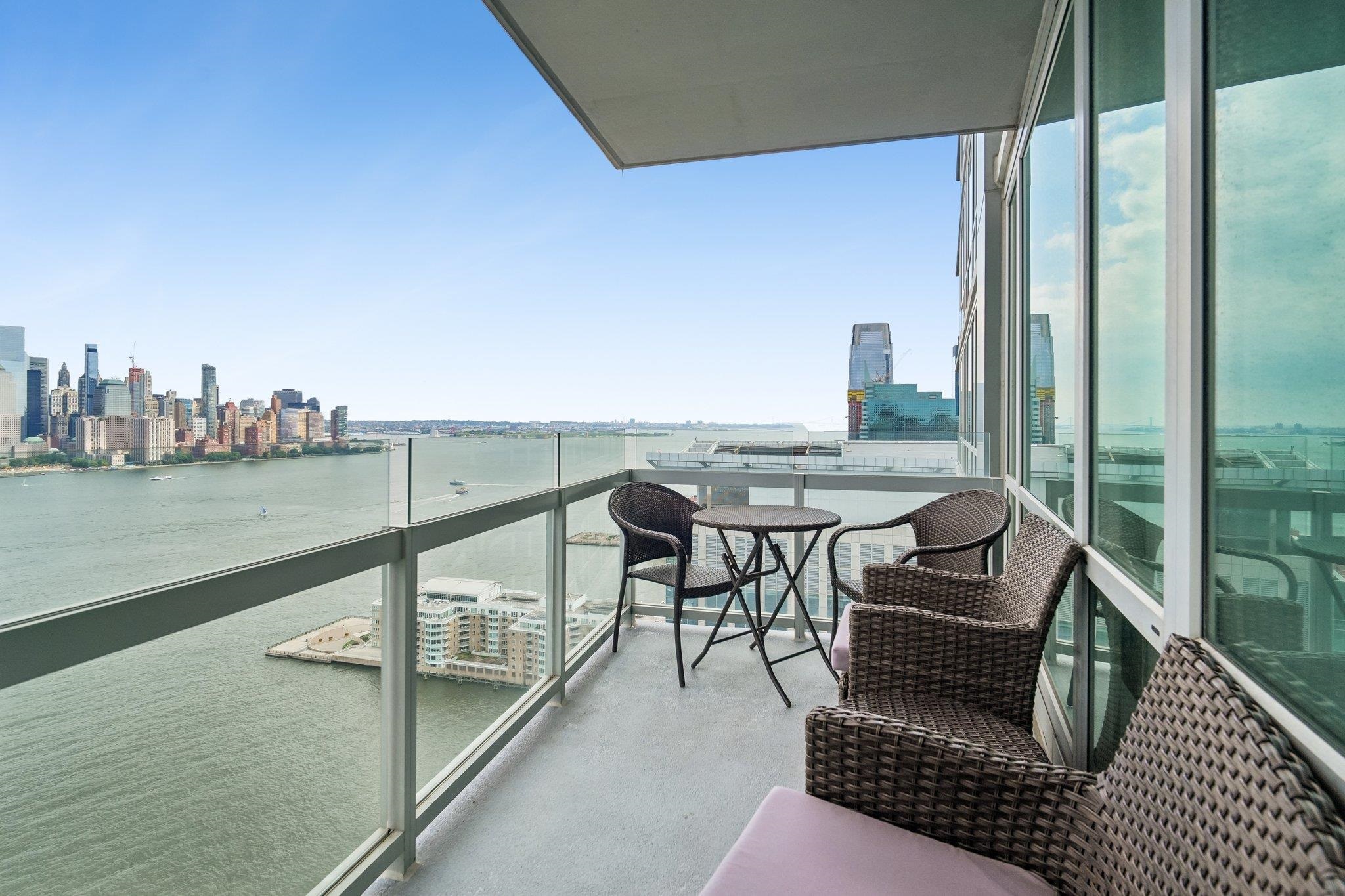 2 2ND ST Unit: 3503