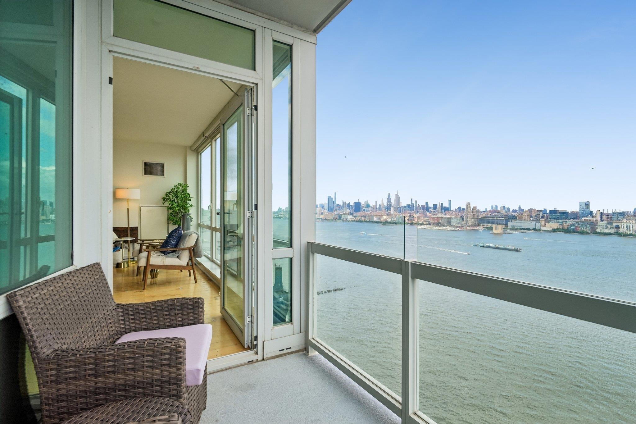 2 2ND ST Unit: 3503