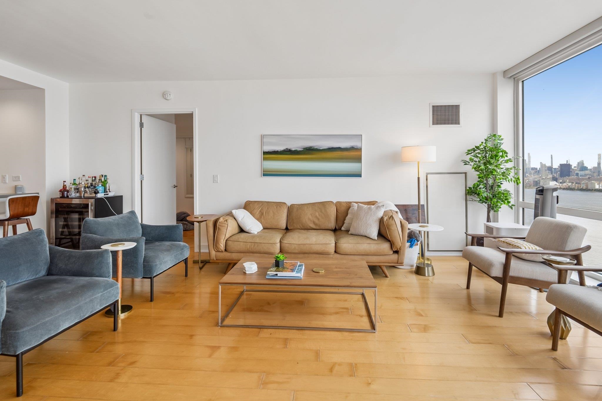 2 2ND ST Unit: 3503
