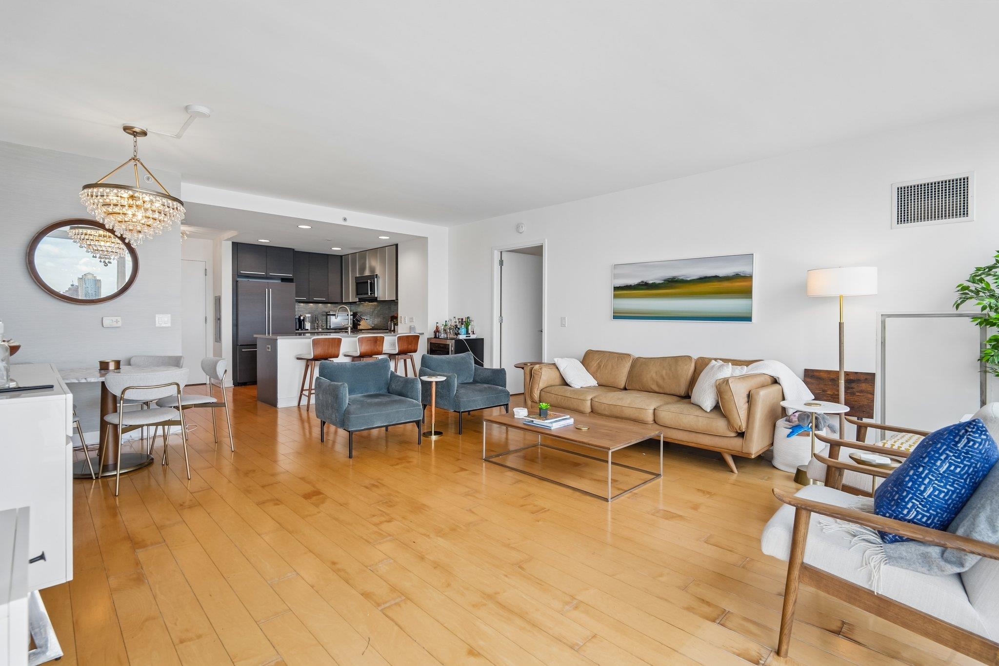 2 2ND ST Unit: 3503