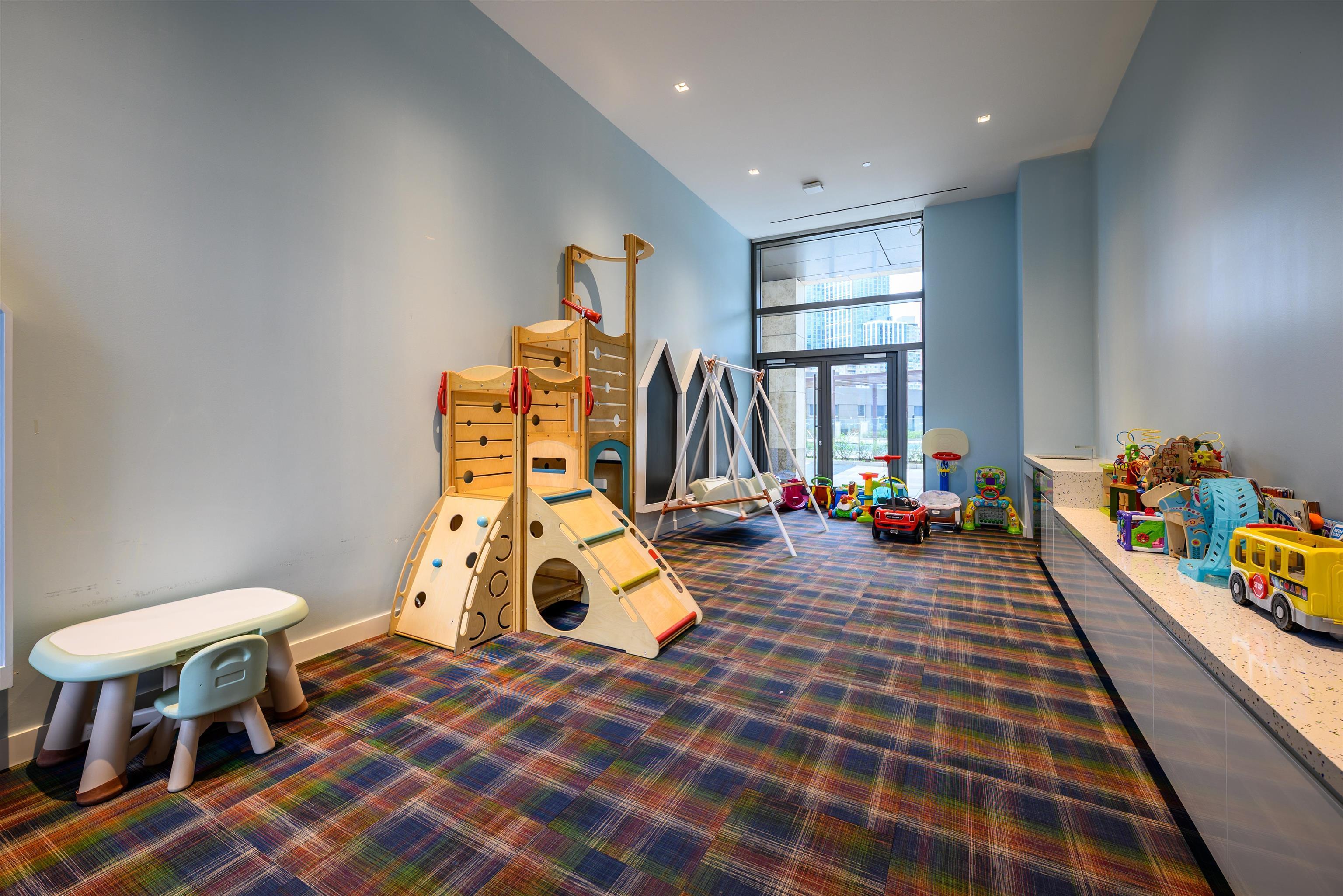 99 HUDSON ST Unit: 4309