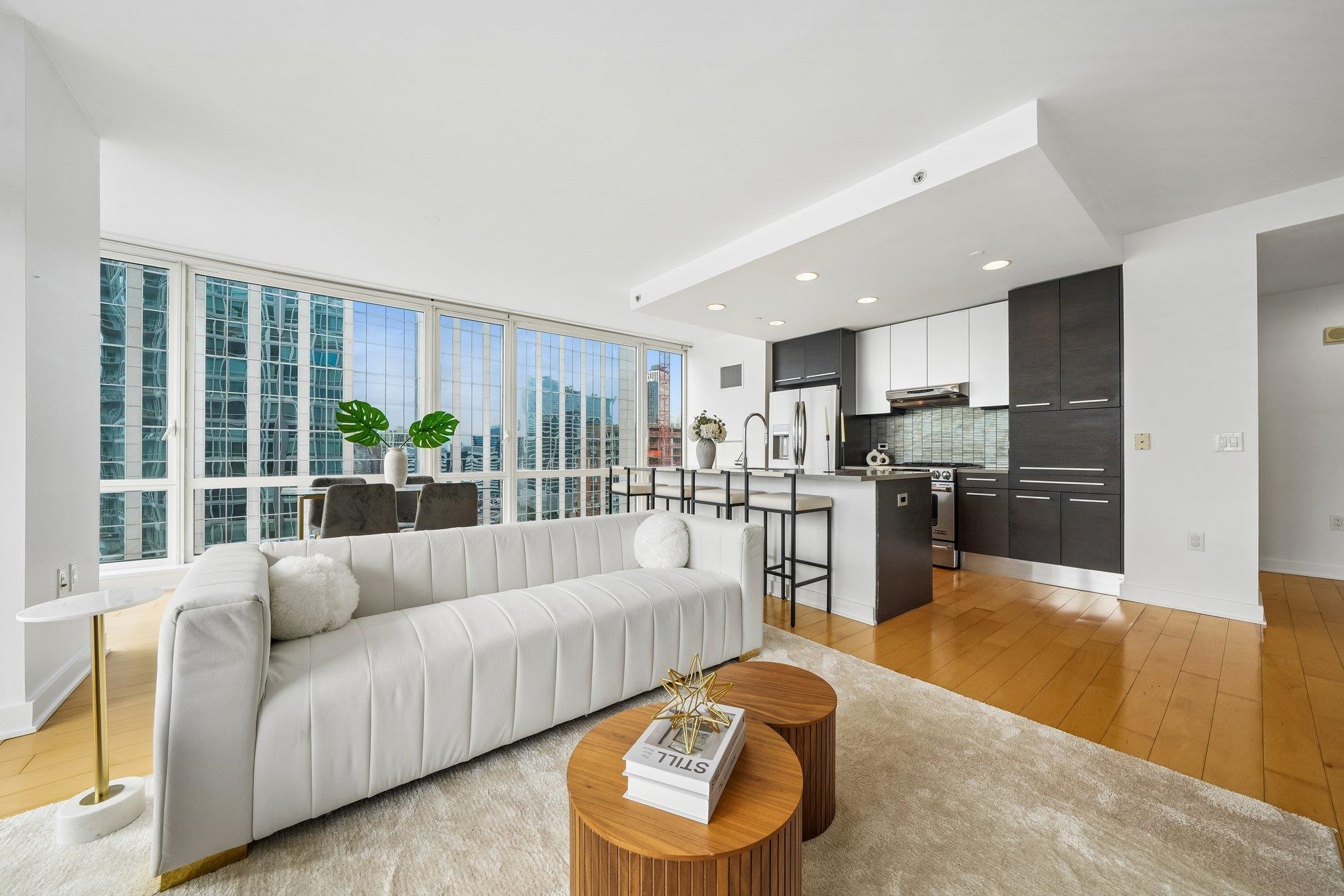 2 2ND ST Unit: 2205