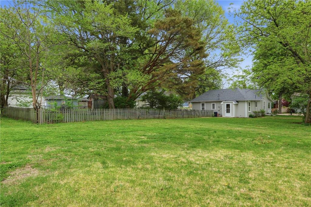 840 Limit Street