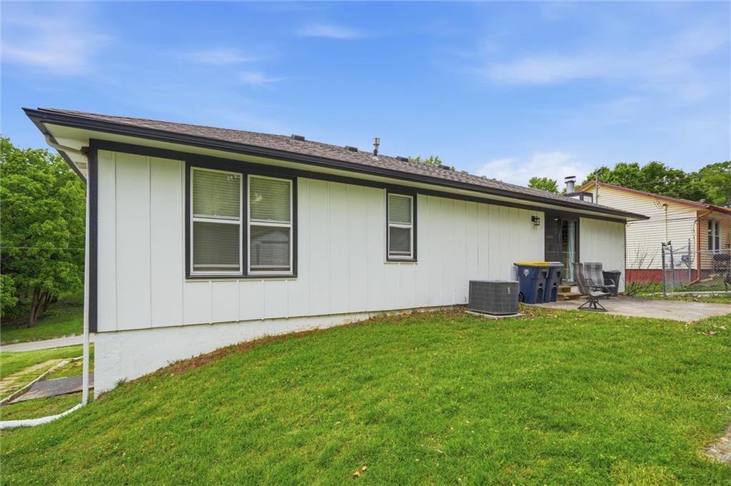 5105 Fairway Drive