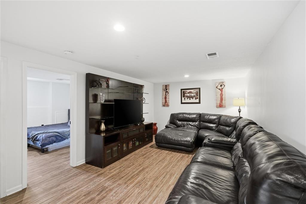 5105 Fairway Drive