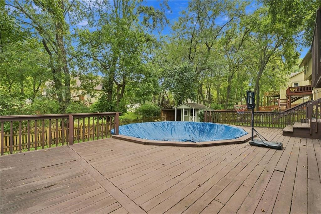 1337 NE Foxwood Drive