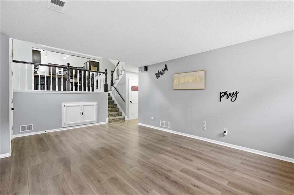 1337 NE Foxwood Drive