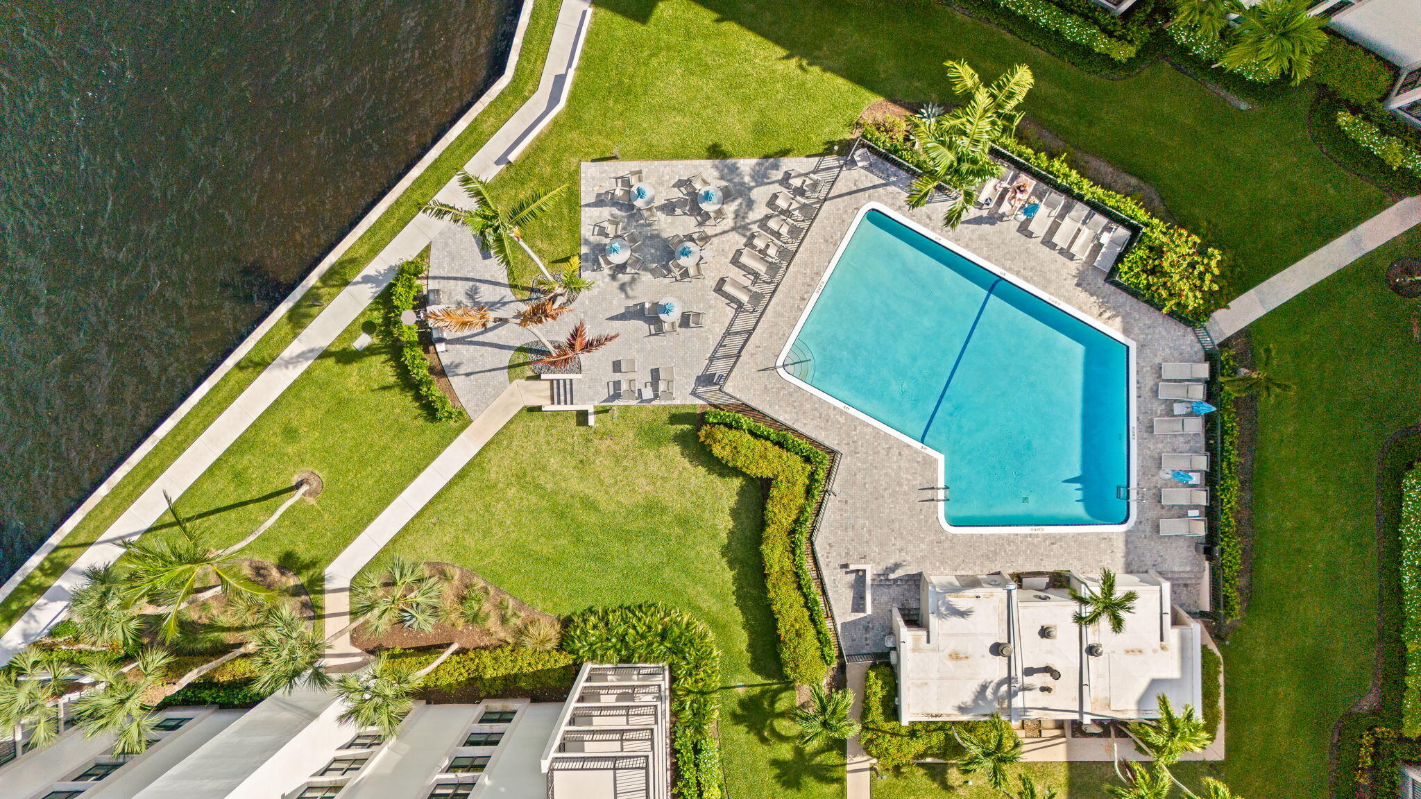 1301 River Reach Drive 202