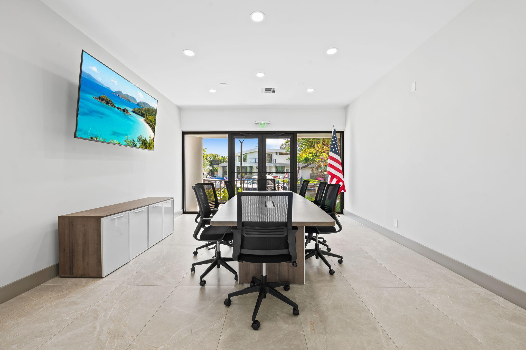 1301 River Reach Drive 202