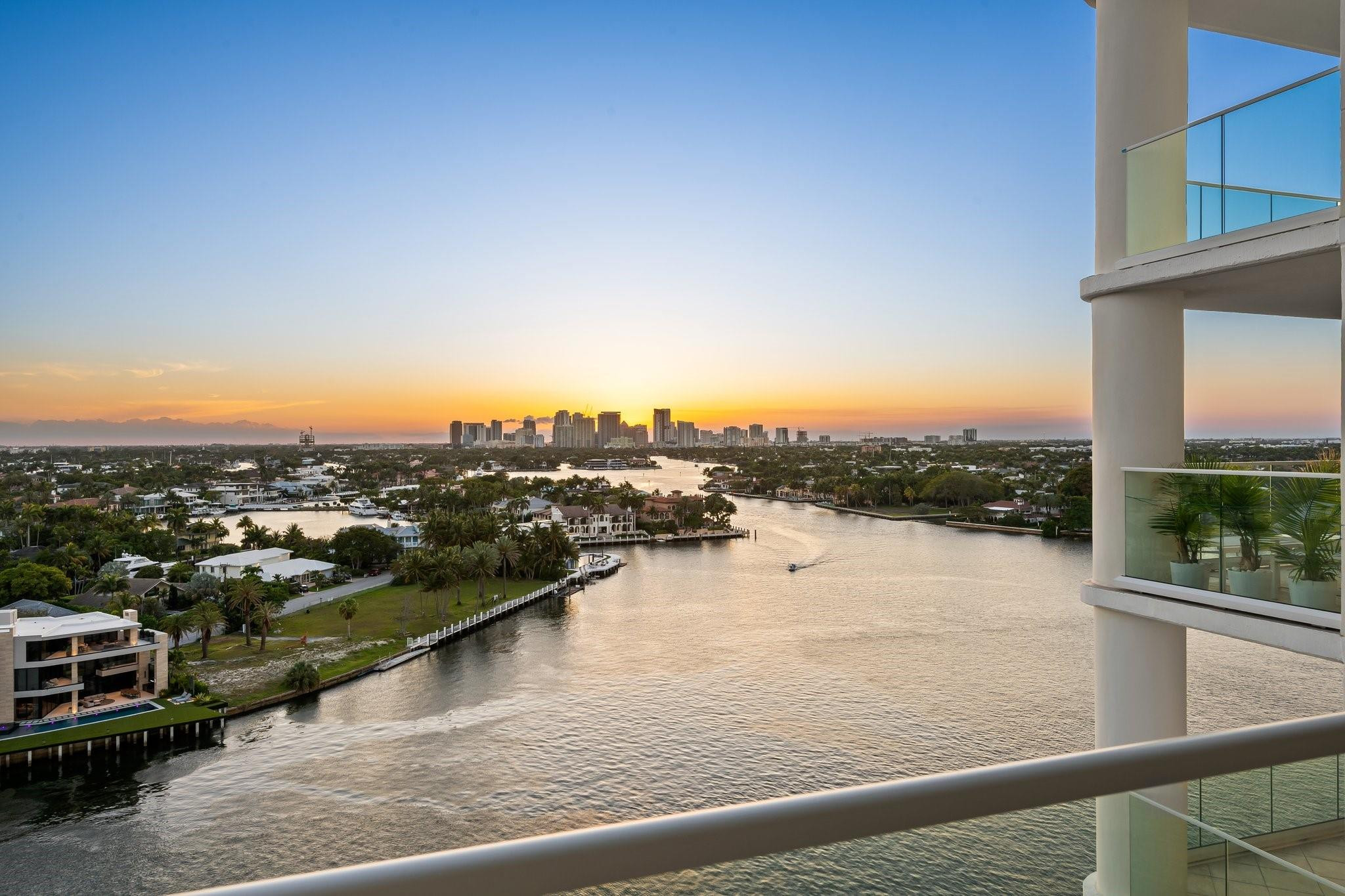 3055 Harbor Drive 1403