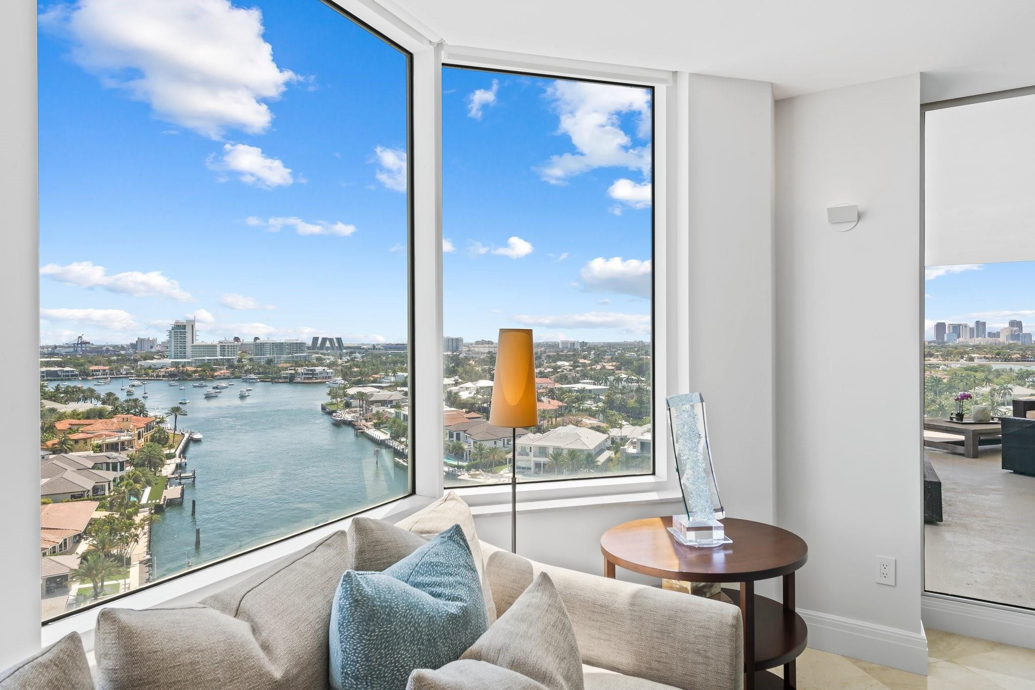 3055 Harbor Drive 1403