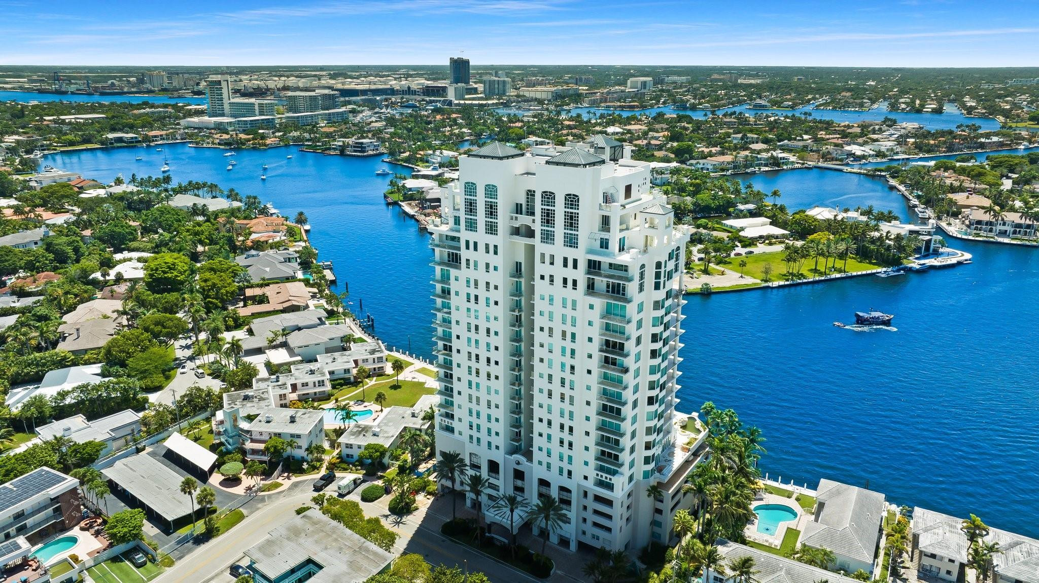 3055 Harbor Drive 1403