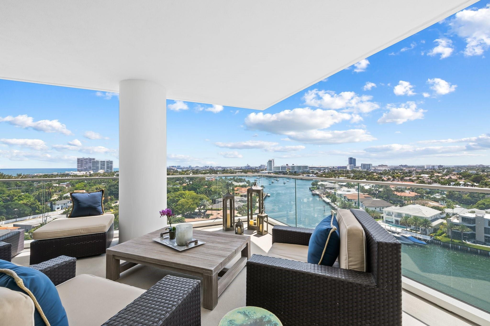 3055 Harbor Drive 1403