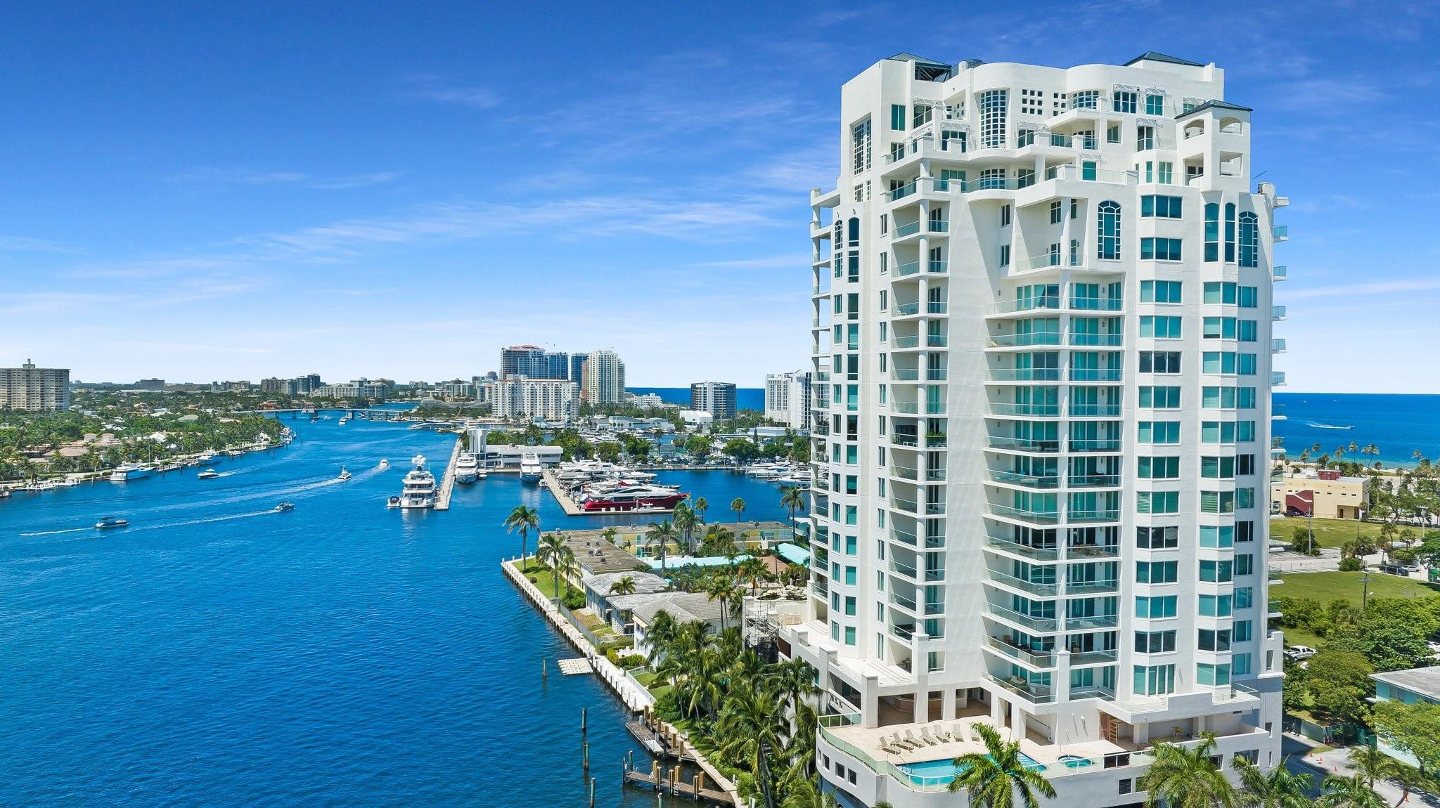 3055 Harbor Drive 1403