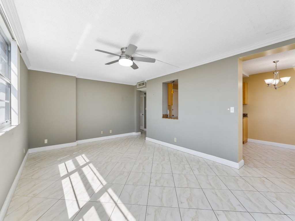 3161 S Ocean Dr Unit: 606