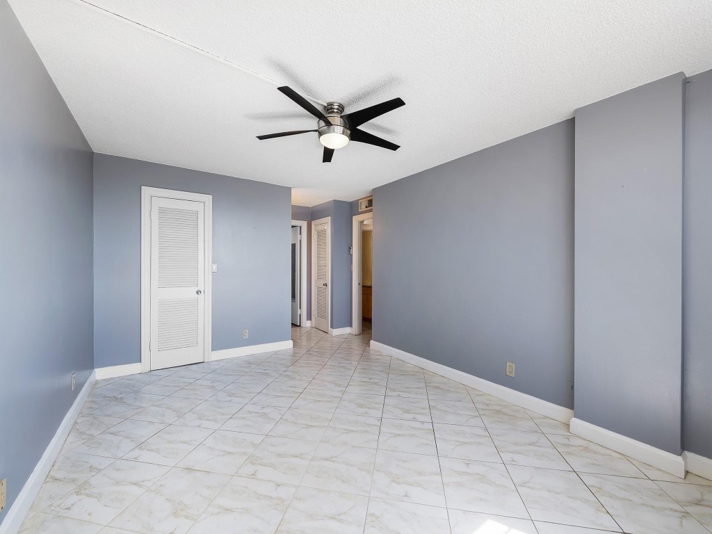 3161 S Ocean Dr Unit: 606