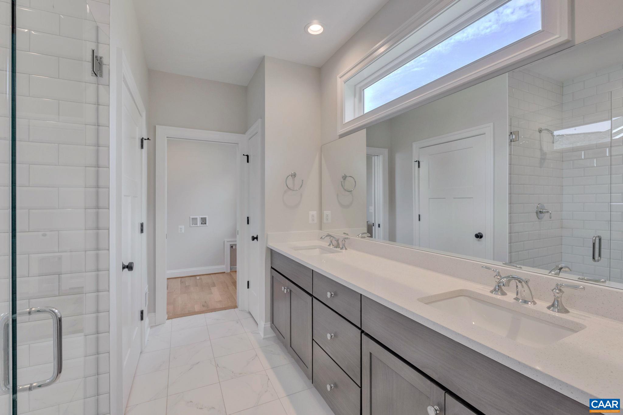 58 RED OAK CT
