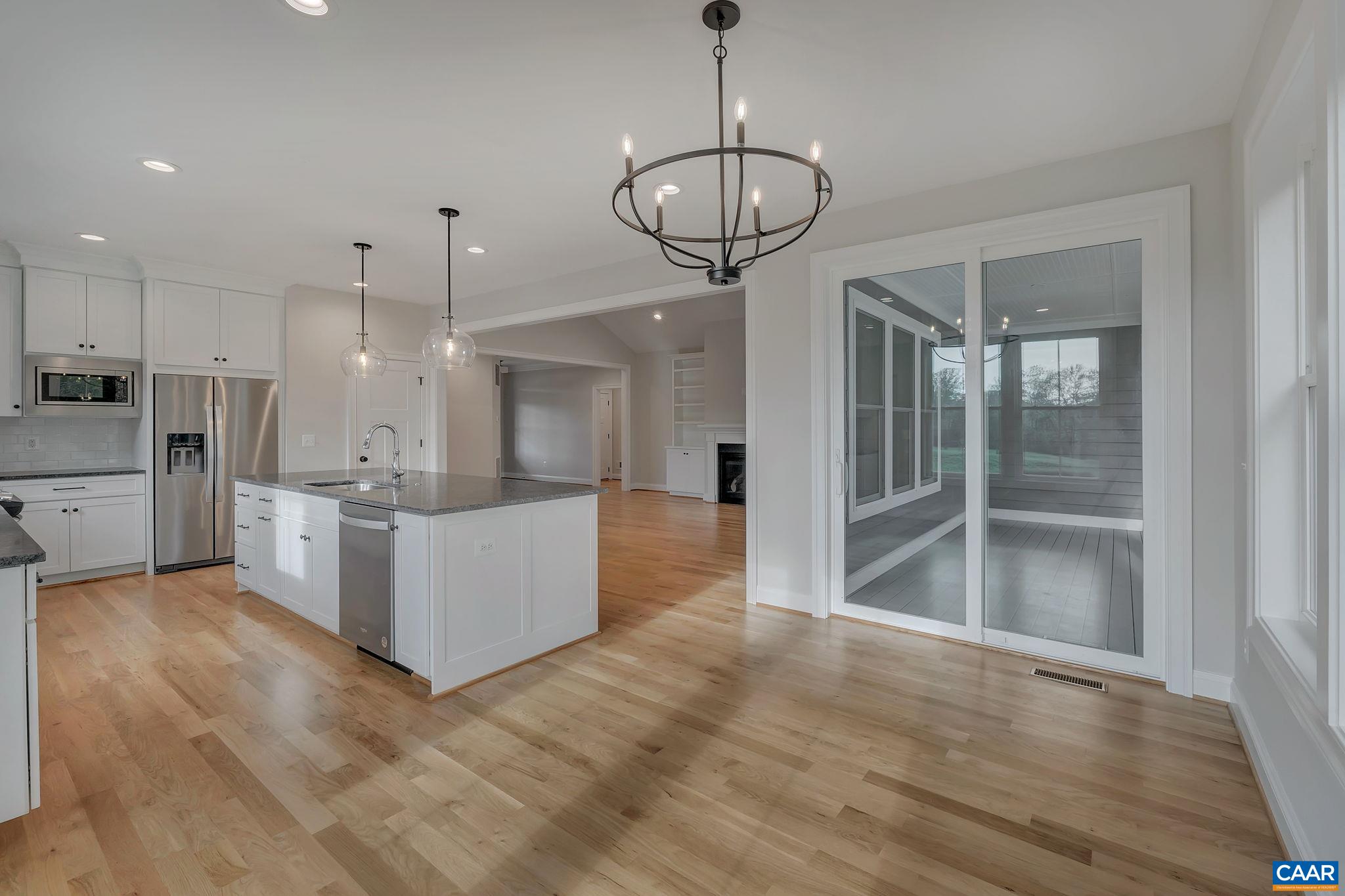 58 RED OAK CT