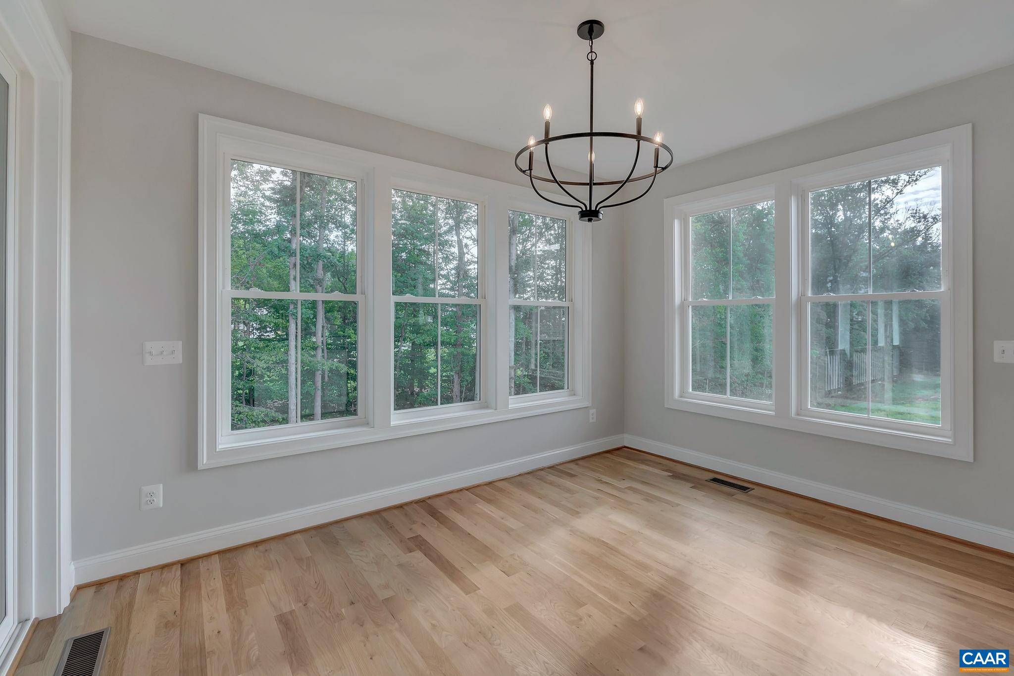 58 RED OAK CT