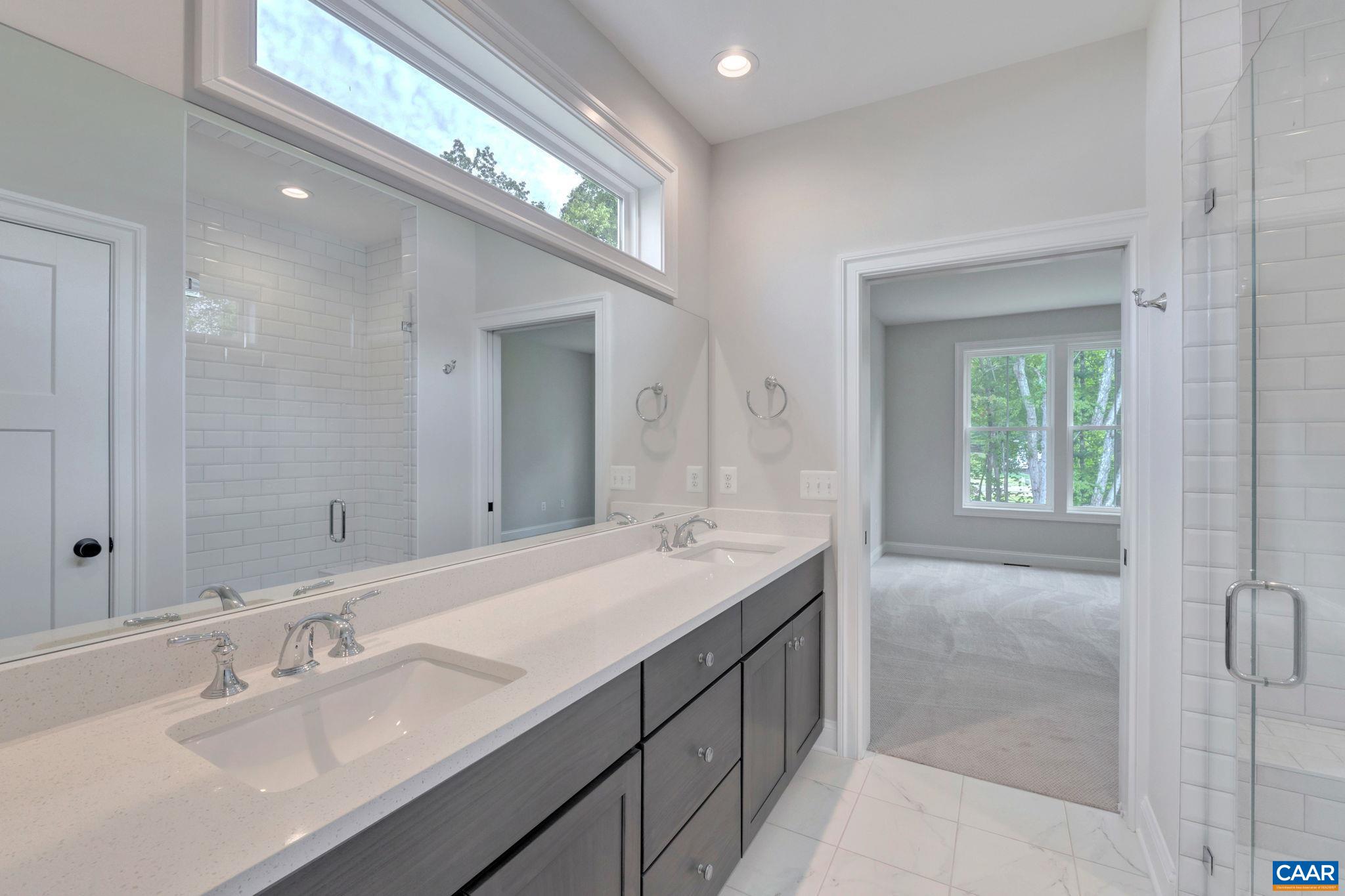 58 RED OAK CT