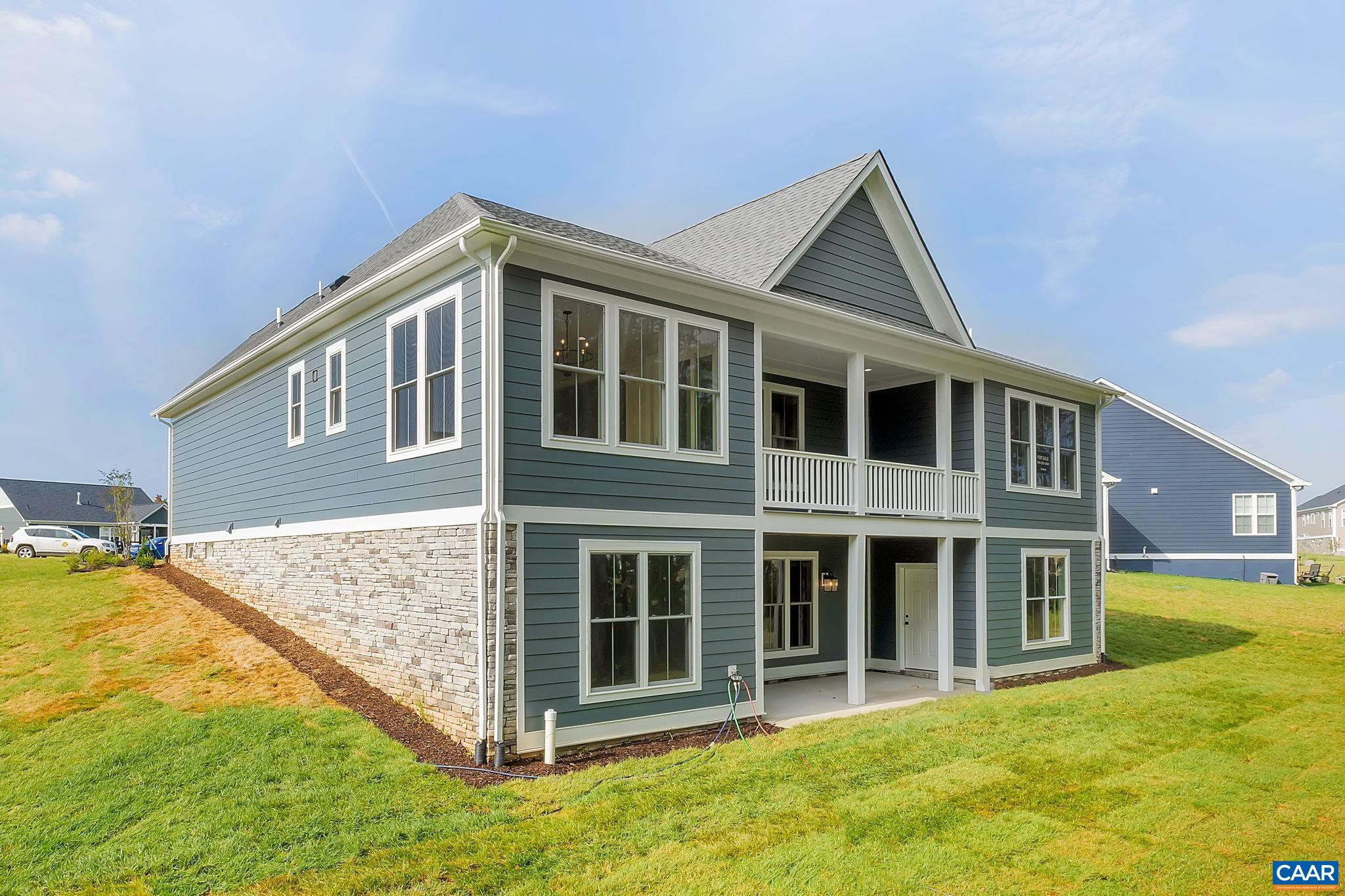 58 RED OAK CT