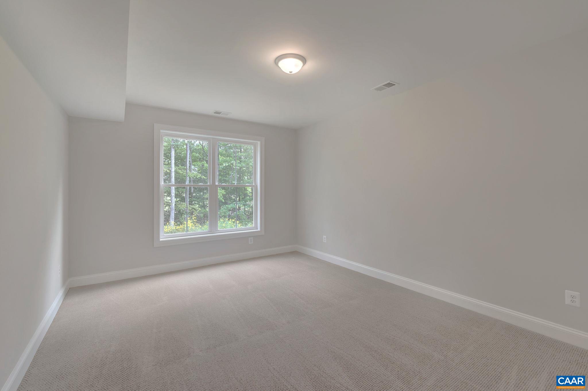 58 RED OAK CT