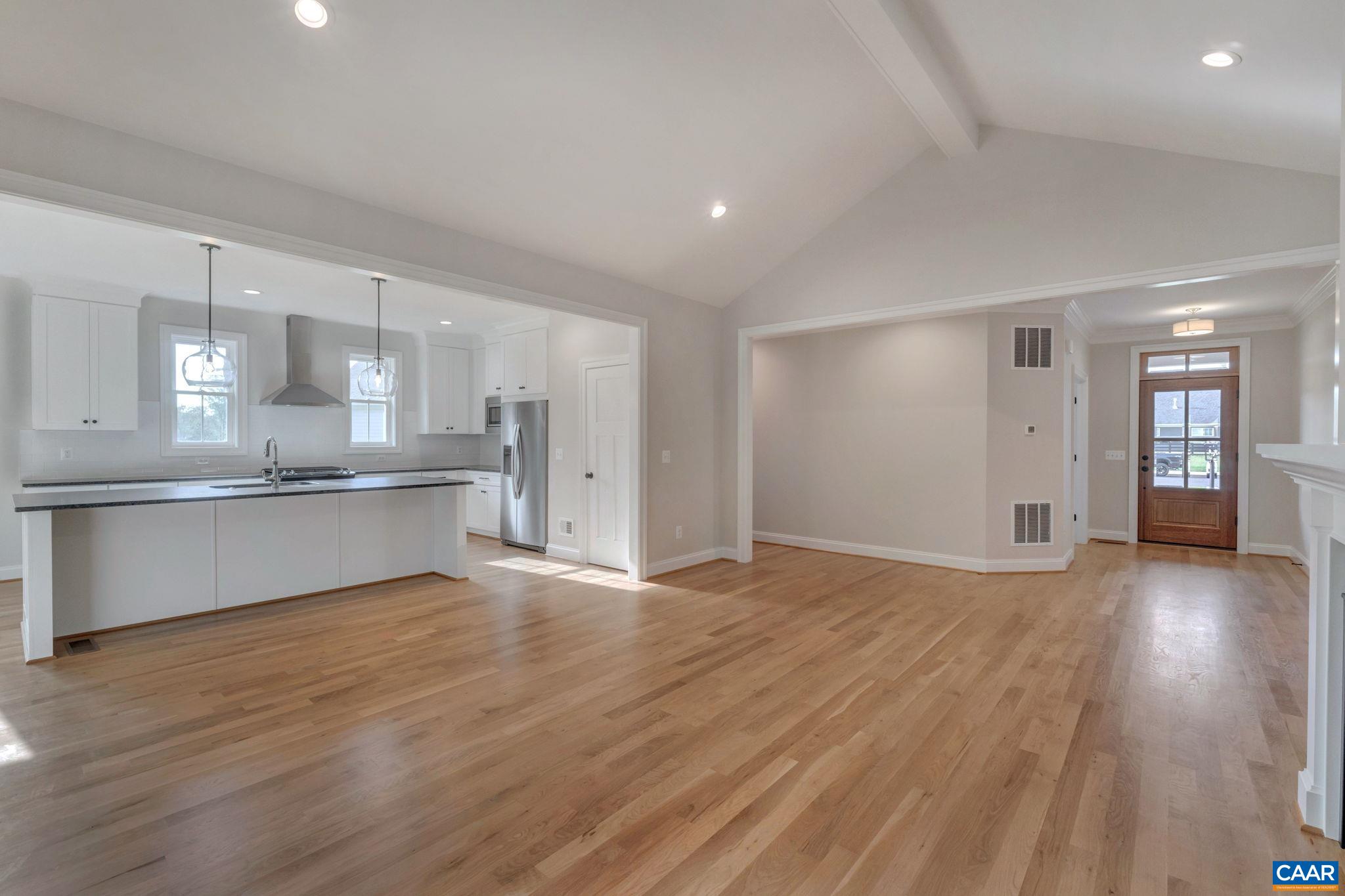 58 RED OAK CT