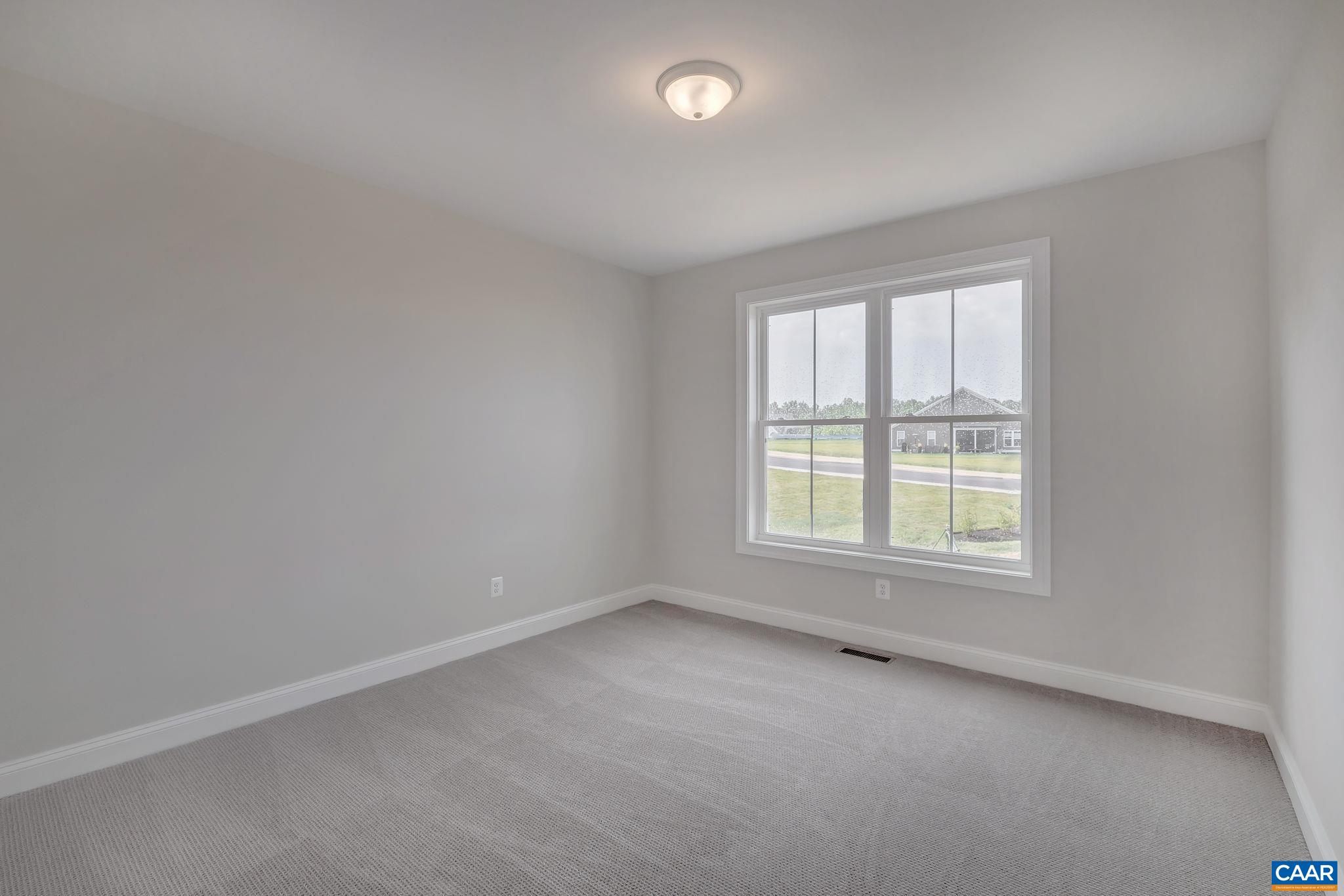 58 RED OAK CT